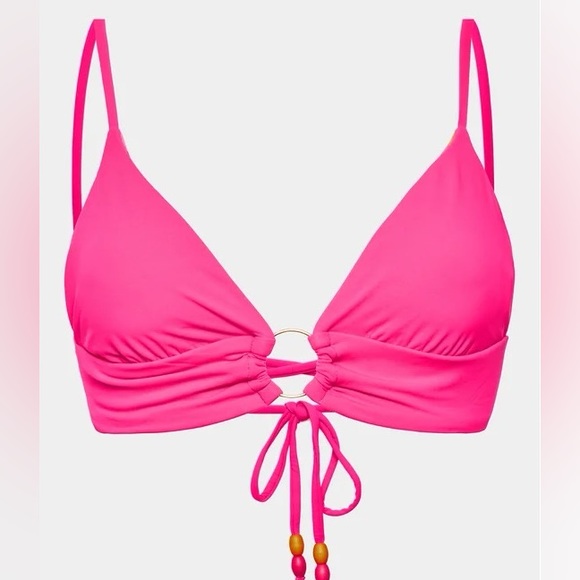 NWOT MAAJI
Dragon Fruit Shine Reversible Bikini Top - Pink Size S $79 - Picture 4 of 5